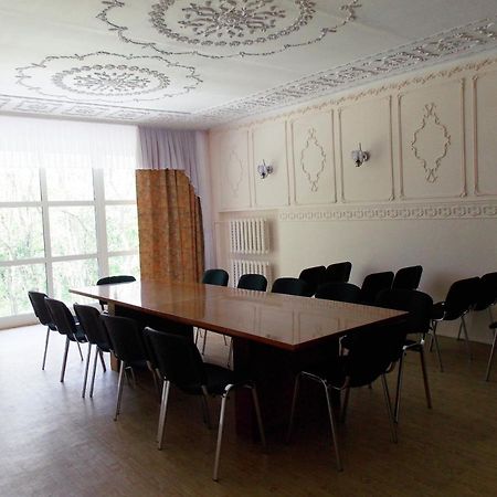 Dibrova Hotel Bila Tserkva Eksteriør billede