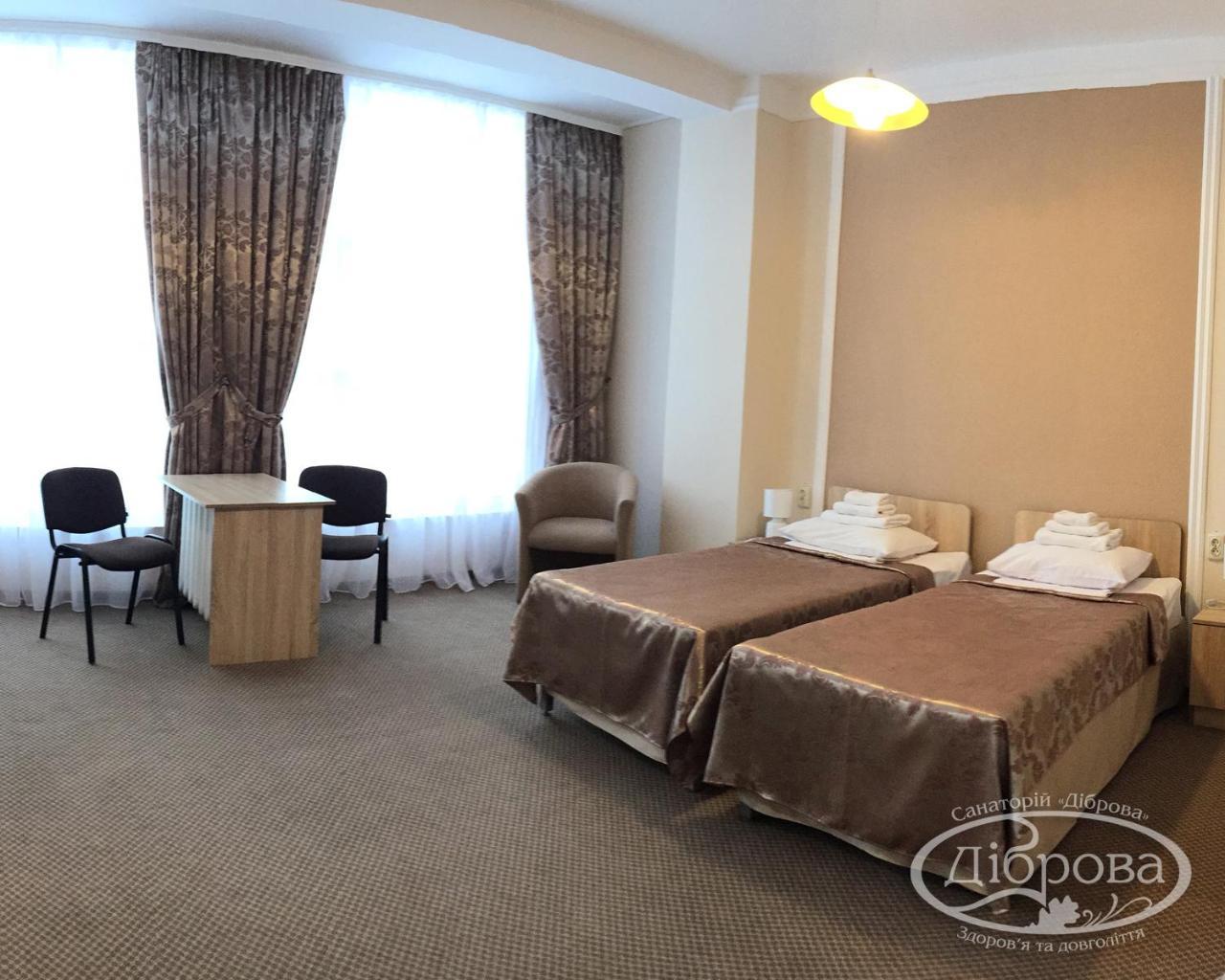 Dibrova Hotel Bila Tserkva Eksteriør billede
